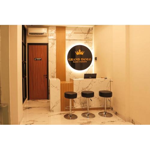 Grand Damai Kostel Exclusive