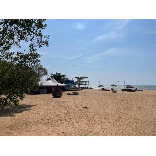 Grand Florida Beachfront Pattaya - Sweet & Chilling room