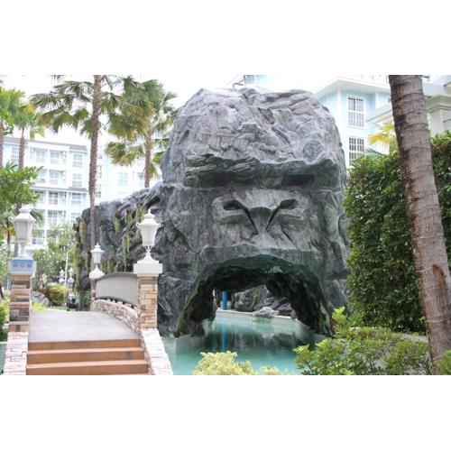 Grand Florida芭提雅带免费游泳池温泉和健身房和办公区水上花园公寓E208