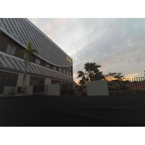 Grand Kolopaking Hotel