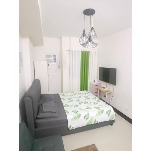 Grand Residences Studio Unit - Walking Distance to IT Park