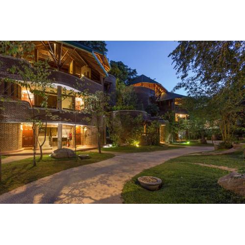 Grand Udawalawe Safari Resort
