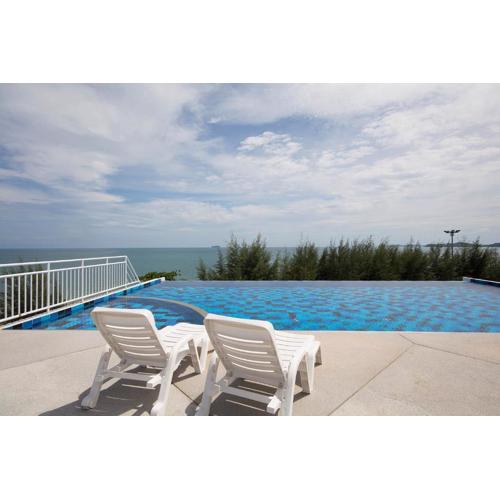 GrandBeach Condo by malai