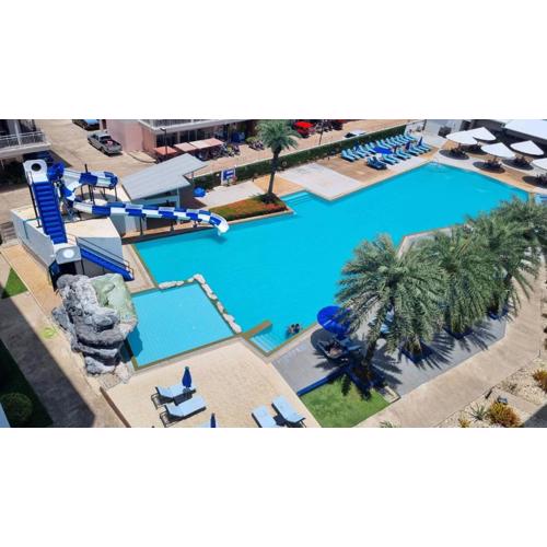 Grandblue condominium 402