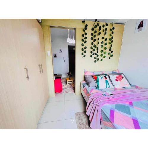 GRASS RESIDENCES 1BR with BALCONY