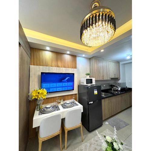 Gray Room Shore 2 Residences