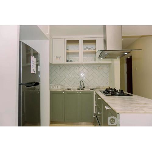 Great Deal 2BR Apartment Springhill Terrace Residence By Travelio