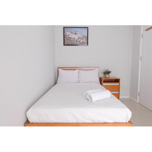 Great Deal 2BR at Apartment Parahyangan Residence By Travelio