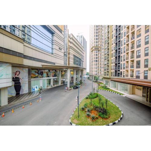 Great Deal and Homey Studio at Transpark Cibubur Apartment By Travelio