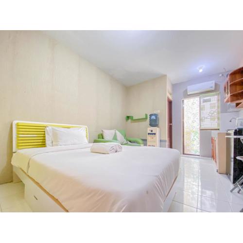 Great Deal Studio at Gateway Ahmad Yani Cicadas Apartment By Travelio