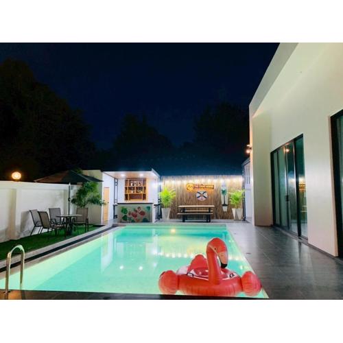 Great House Luxury 3BR Villa Pool Pattaya G2