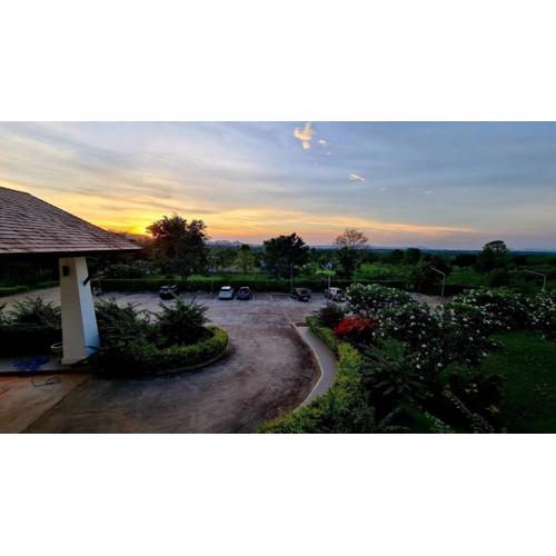 ศูนย์อบรม Greatland Glamping Khao Yai Resort