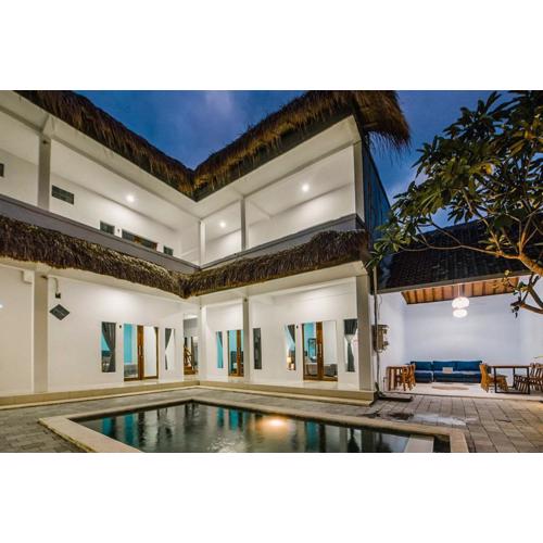 Greek House - Room with Desk, Shared Pool and Kitchen 1