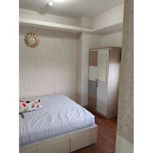 Green Pramuka 4 Badroom to Family room