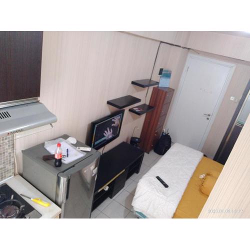 Green Pramuka City - Studio Room