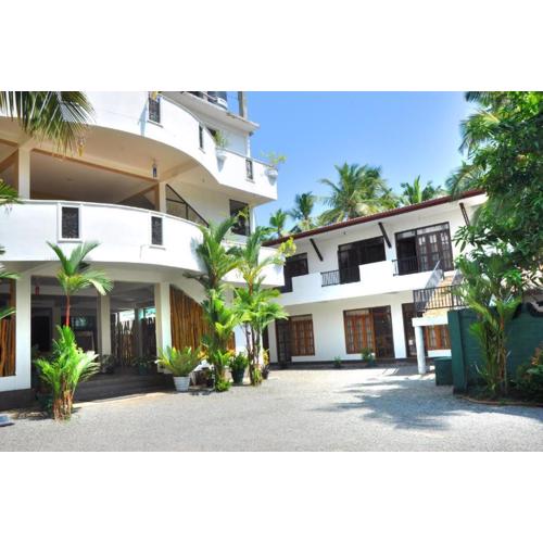 Green Shadows Beach Hotel