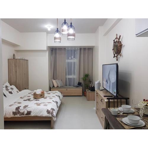 Greenfield District Shaw Blvd Studio at Twin Oaks Place