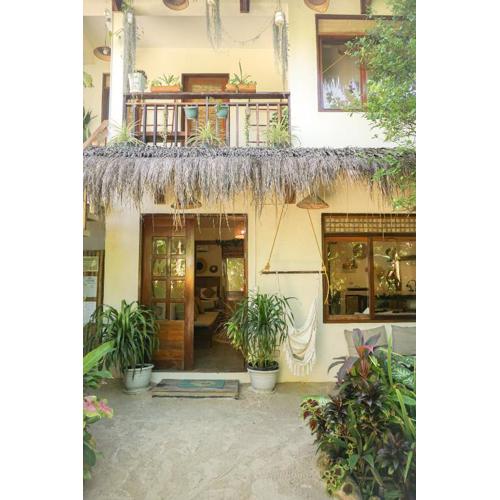 Greenhouse Siargao Roadside Boutique Apartments
