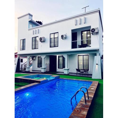 Greenlight Apartments