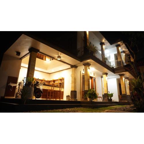 Griya Alit Guest House