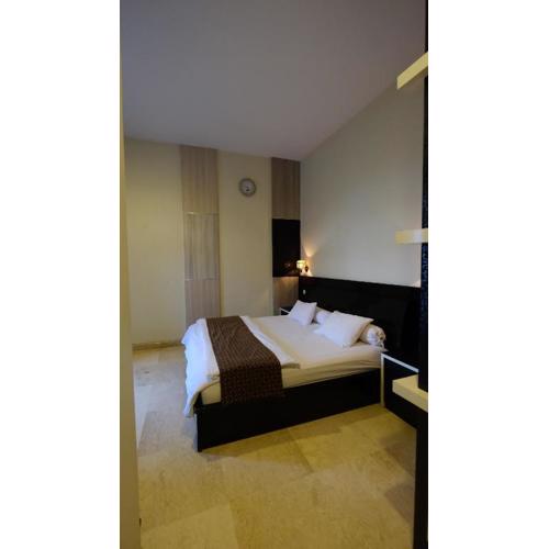 griya desa hotel & pool