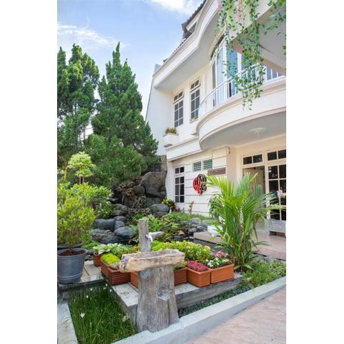 Griya QQ Guest House