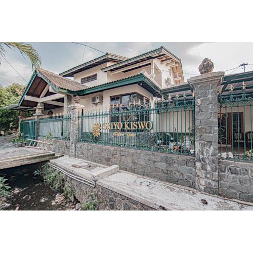Griyo Kiswo Vacation Home