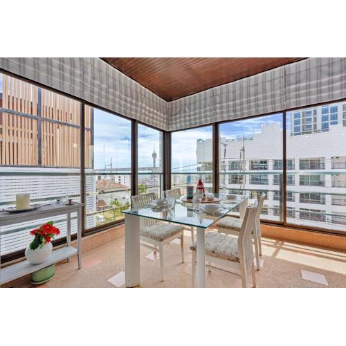 Grosvenor House - On the Phra Tamnak Hill