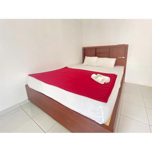 Guest House Hj Muriyah Syariah Slawi Mitra RedDoorz