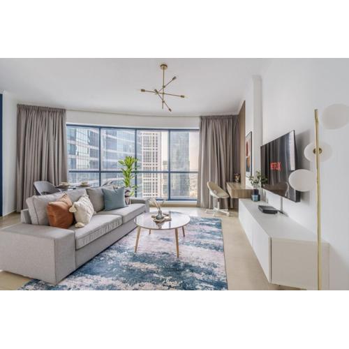 GuestReady Holiday Homes - Lake Views from the Sky