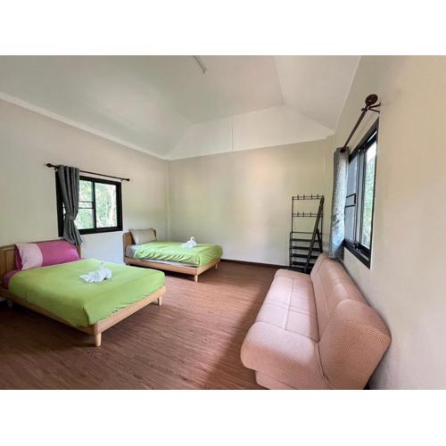 GumbieVillage & FarmStay