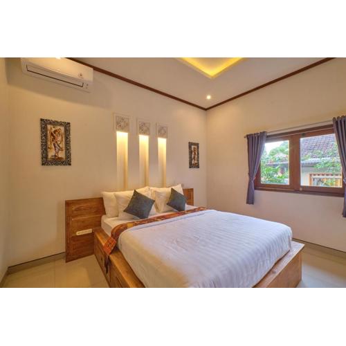 Gusti Koko Homestay - Minimalist Room