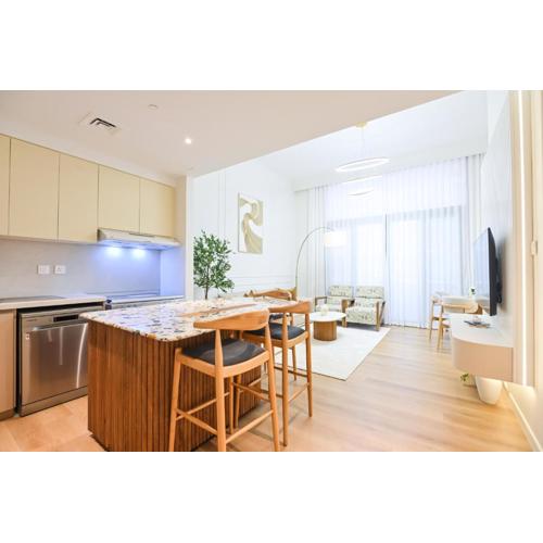 GV Holiday Homes DXB - Cozy 2BR Apartment in Town Square Dubai