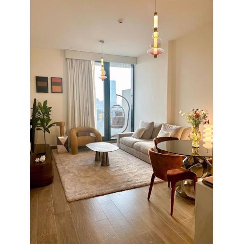 Gym Spa Padel & E-scooter Designer Brand New 2BR