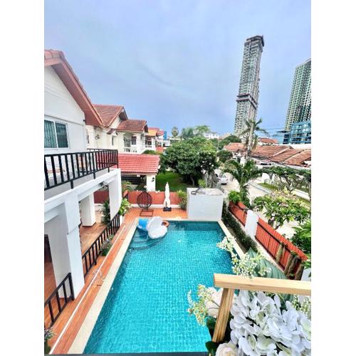 h1中天海滩 风月步行街 市中心 BBQ 酒吧街 大泳池独栋别墅5卧5卫芭提雅海天中天泳池别墅