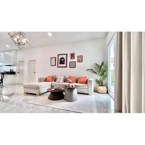 h3中天海滩 风月步行街 市中心 BBQ 酒吧街 独栋别墅4卧4卫豪华装修芭提雅海天-舒居泳池别墅