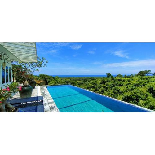 H616 Vintage Elegance with sea view