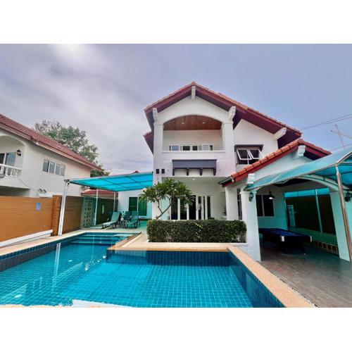 h7中天海滩独栋泳池别墅 台球 4房6床4卫