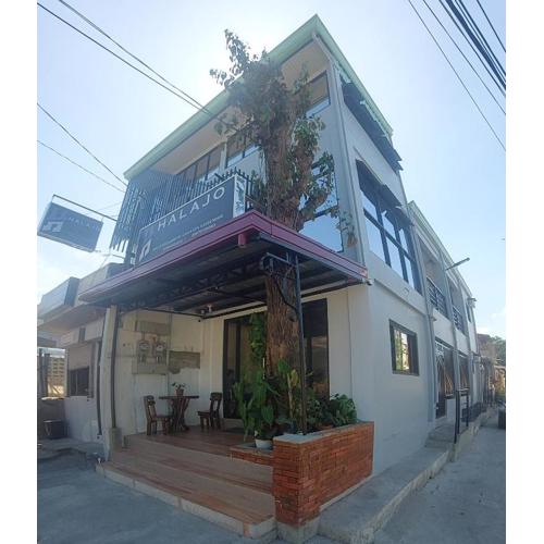 Halajo bnb transient