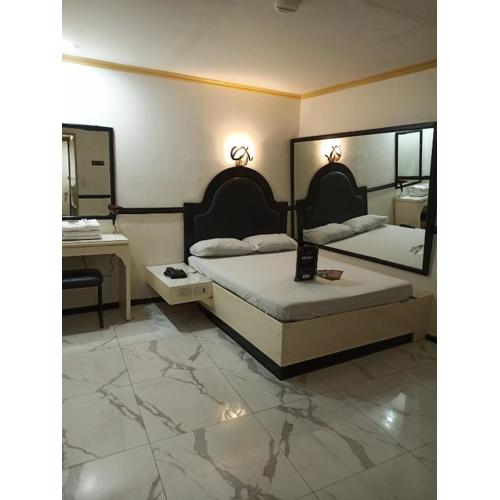 Halina Drive in Hotel-Sta Mesa