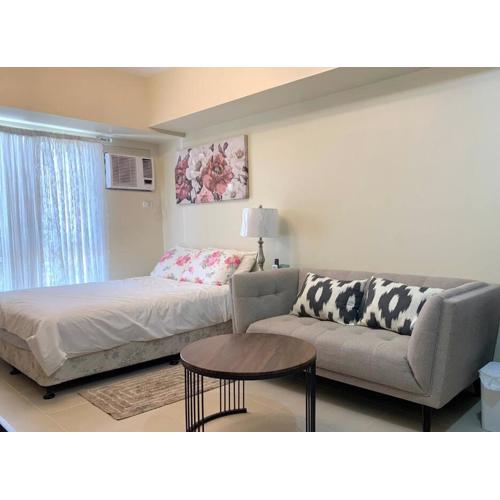 Hana Inn at Avida Riala Tower3 IT Park 12