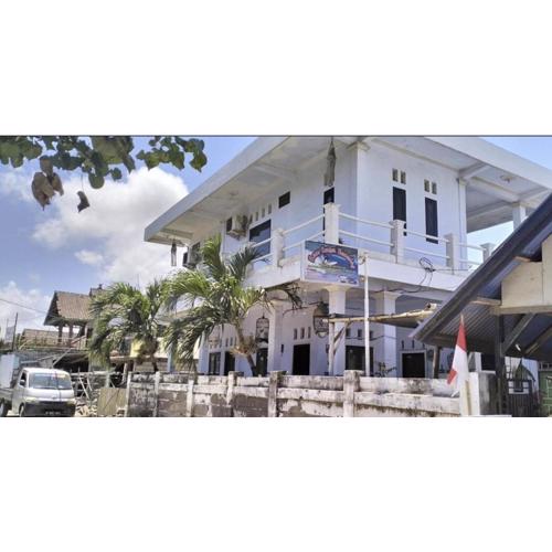 Hans Surfer Homestay