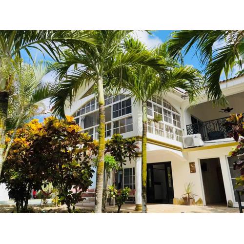 HappiCasaRD & Holistic House