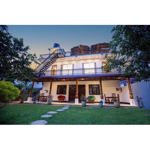 Happy House Hiriketiya