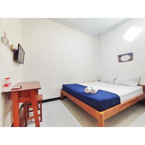 Happy Syariah Hotel near Jombor Mitra RedDoorz