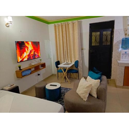Happystays Homes studio E9