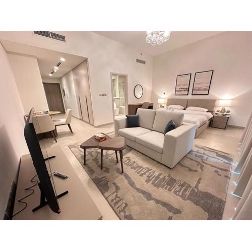 HARF310 Modern Studio w Balcony at Yas Island