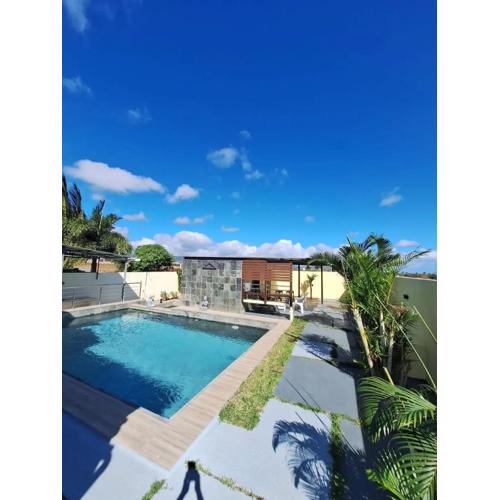 Harmonious Villa in Flic-en-Flac with Private Pool