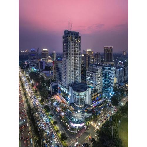 HARRIS Suites fx Sudirman