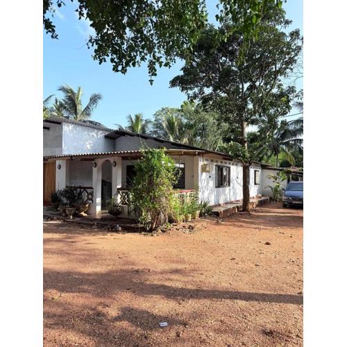 Hasaranga Guest house